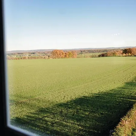 Beautiful In With Sauna, Wifi And Heated Swimming Pool *
